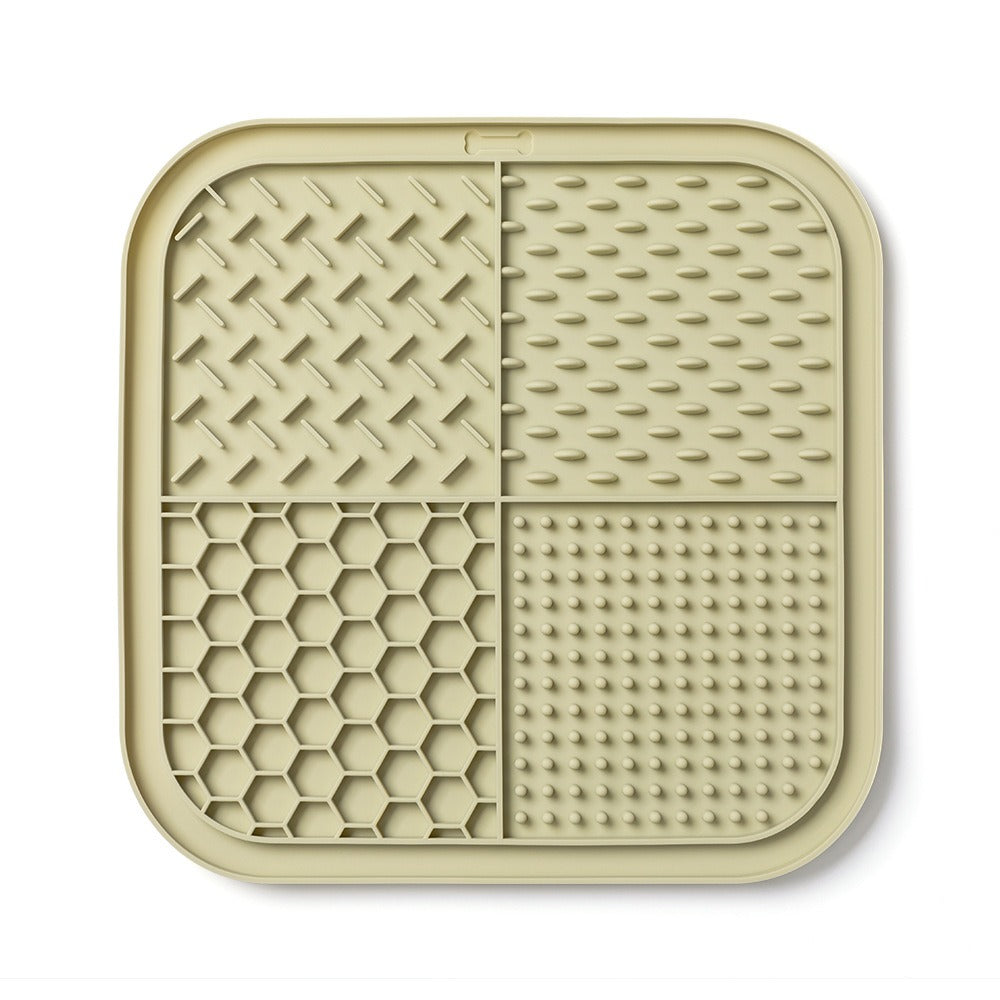 The Calm-Down Lick Mat - Anxiety Relief for Dogs & Cats