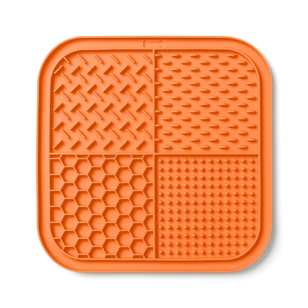 The Calm-Down Lick Mat - Anxiety Relief for Dogs & Cats
